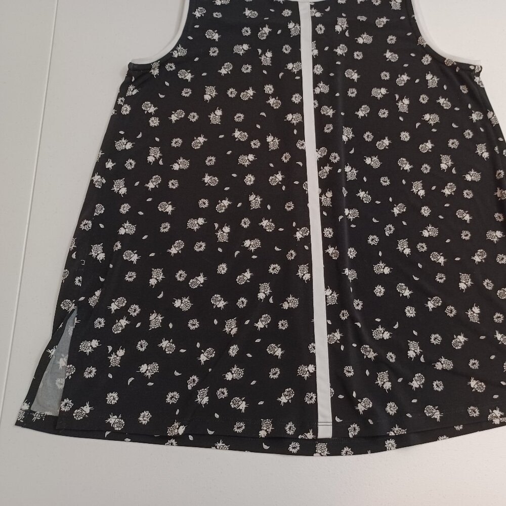 Women's Alfani Black & White Sleeveless Blouse w/side slits‎ Size Petite Medium - Picture 6 of 8